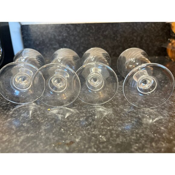 Vtg Arcoroc Rosaline Clear Set Of Four Tall 4" Liqueur Glasses With Swirl Glass - Picture 5 of 6